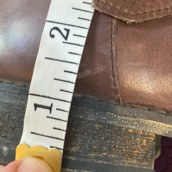 Leather distressed boots with buckles. Size 37 - Picture 16 of 16